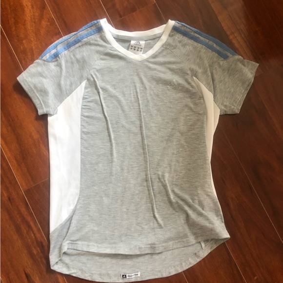 adidas | Tops | Adidas Three Stripe Athletic Tee Size Medium Light Gray ...